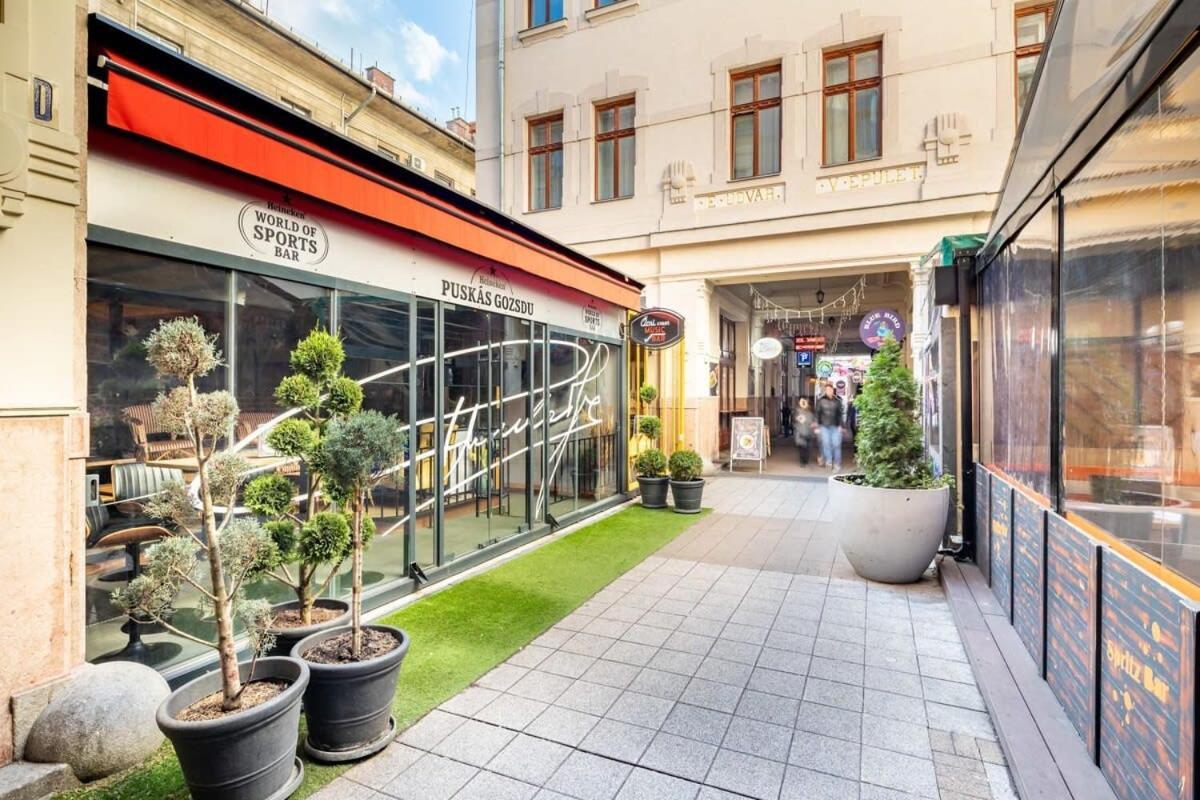Mini Ultra Central Studio Budapest Exterior photo