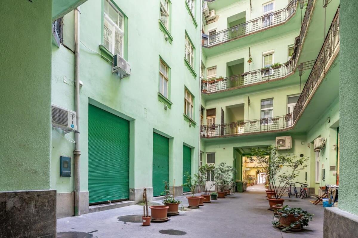 Mini Ultra Central Studio Budapest Exterior photo